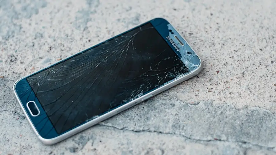 Celular com vidro trincado para troca